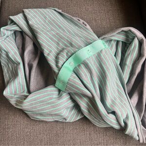 Lululemon infinity wrap with buttons